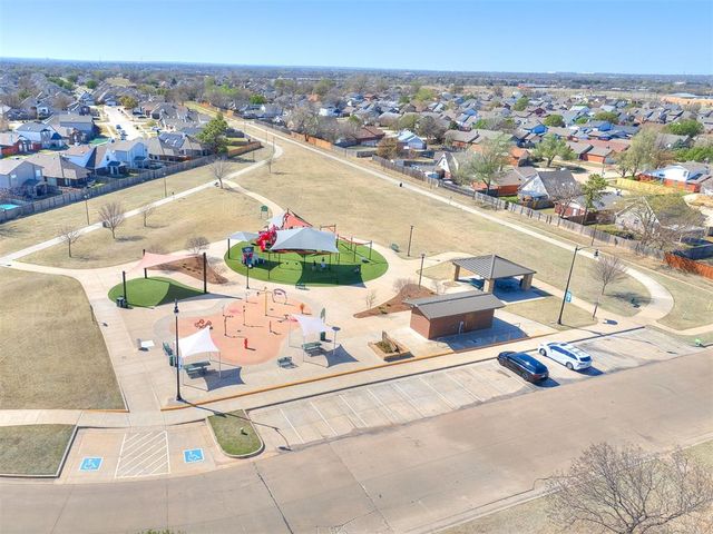 2110 Lonnie Lane, Moore, OK 73170