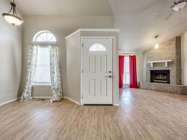 2110 Lonnie Lane, Moore, OK 73170