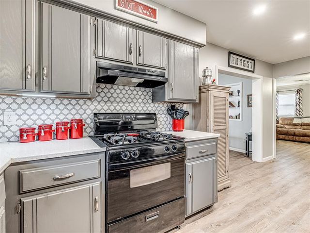 937 Luglena Lane, Purcell, OK 73080