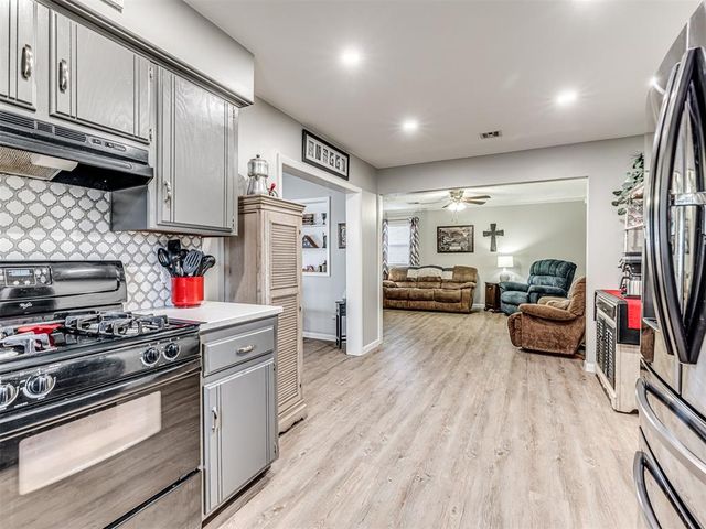 937 Luglena Lane, Purcell, OK 73080