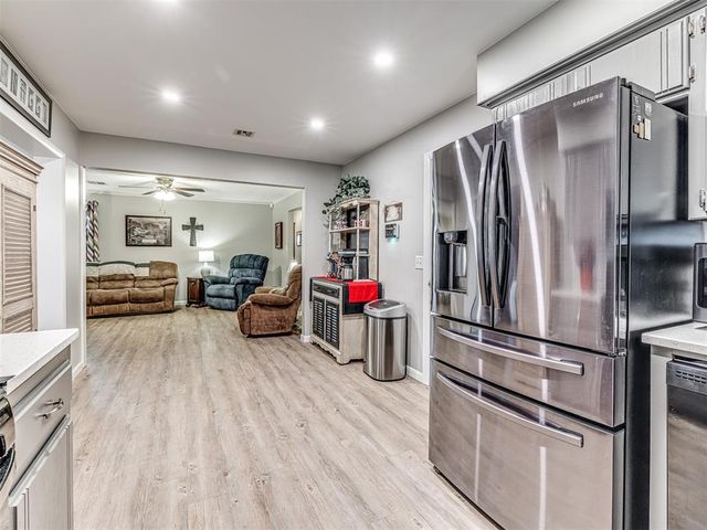 937 Luglena Lane, Purcell, OK 73080