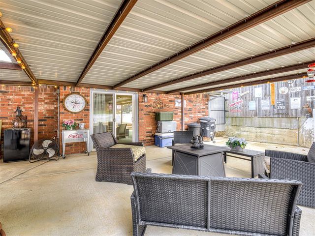 937 Luglena Lane, Purcell, OK 73080