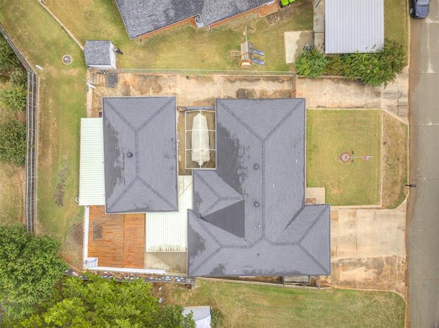 937 Luglena Lane, Purcell, OK 73080