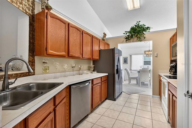 6068 SWALLOW DRIVE, Lakeland, FL 33809