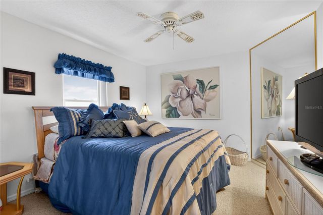 6068 SWALLOW DRIVE, Lakeland, FL 33809