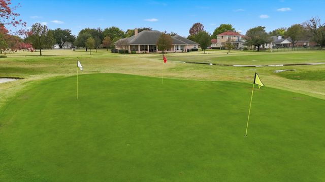 1125 Kiowa Drive E, Gainesville, TX 76240