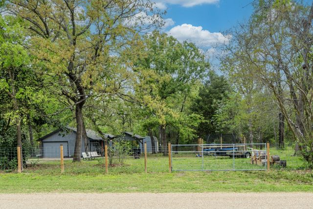 166 Spillview Acres Circle, Trinidad, TX 75163