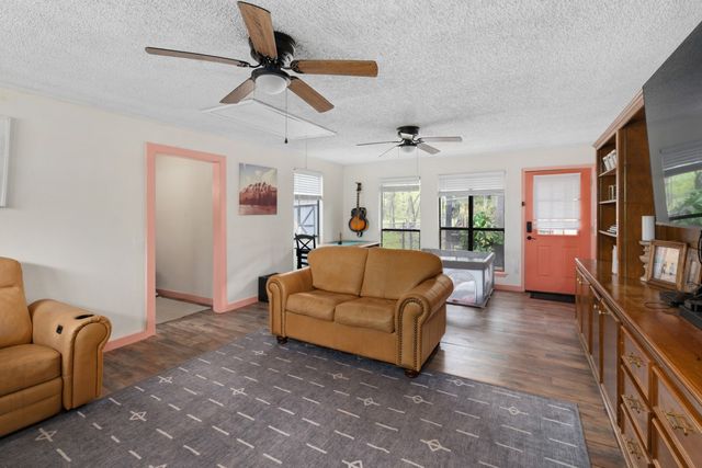 166 Spillview Acres Circle, Trinidad, TX 75163