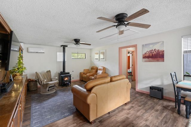 166 Spillview Acres Circle, Trinidad, TX 75163