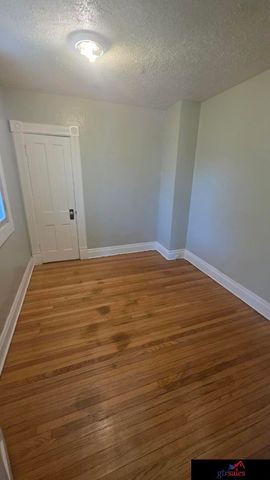 4135 Grant Street, Omaha, NE 68111