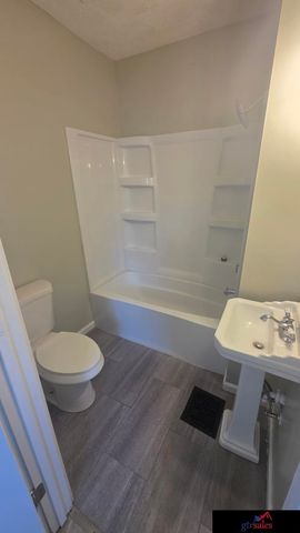 4135 Grant Street, Omaha, NE 68111