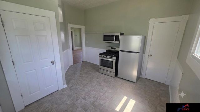 4135 Grant Street, Omaha, NE 68111