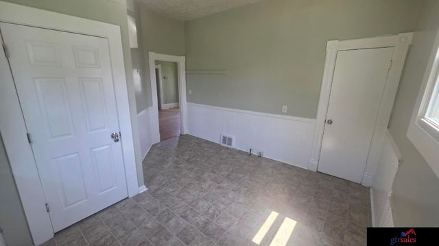 4135 Grant Street, Omaha, NE 68111
