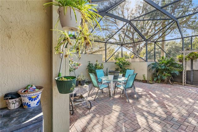 1855 Bridgepointe Circle 23, Vero Beach, FL 32967