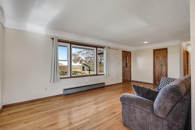 W5285 County Road F, La Crosse, WI 54601