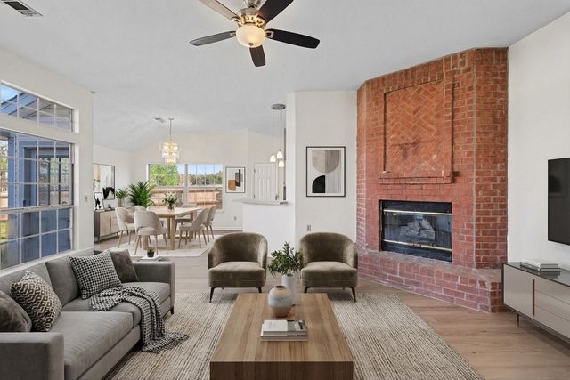 3800 Round Rock Dr, Antioch, TN 37013