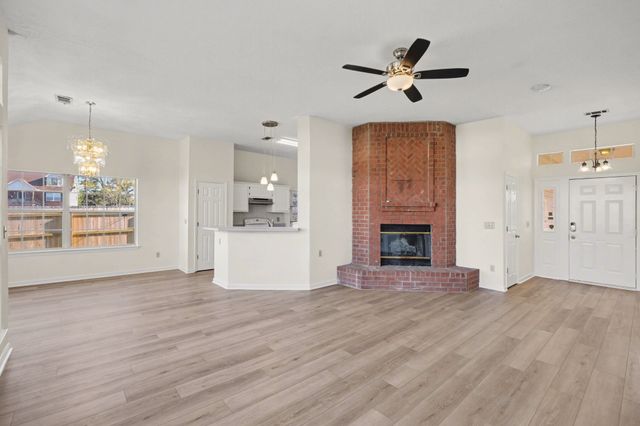 3800 Round Rock Dr, Antioch, TN 37013