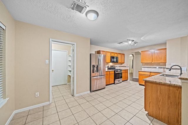 19603 Yaupon Mist Drive, Cypress, TX 77433