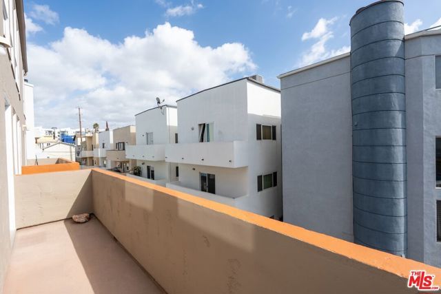 114 Fleet Street, Marina Del Rey, CA 90292