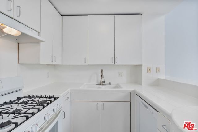 114 Fleet Street, Marina Del Rey, CA 90292