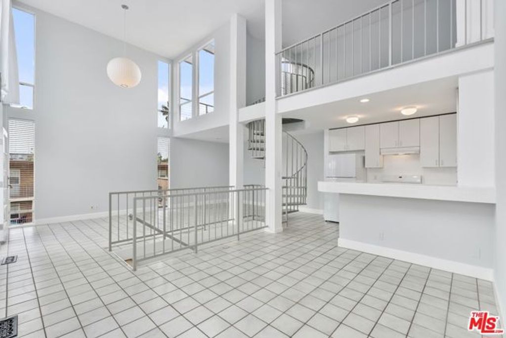 114 Fleet Street, Marina Del Rey, CA 90292