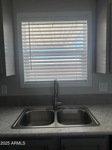 625 W MCKELLIPS Road 213, Mesa, AZ 85201