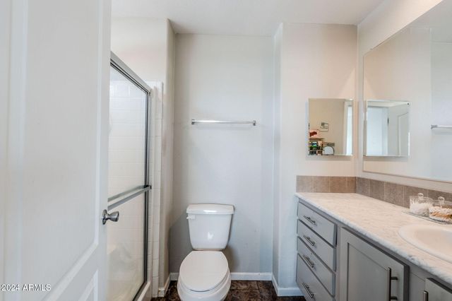 625 W MCKELLIPS Road 213, Mesa, AZ 85201