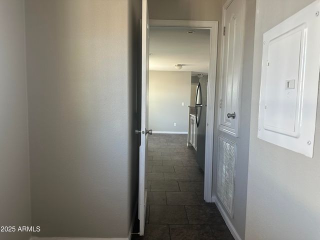 625 W MCKELLIPS Road 213, Mesa, AZ 85201