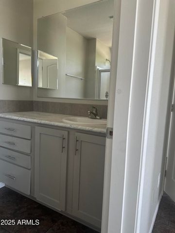 625 W MCKELLIPS Road 213, Mesa, AZ 85201