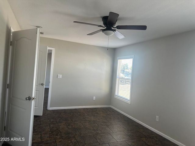 625 W MCKELLIPS Road 213, Mesa, AZ 85201