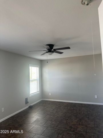 625 W MCKELLIPS Road 213, Mesa, AZ 85201