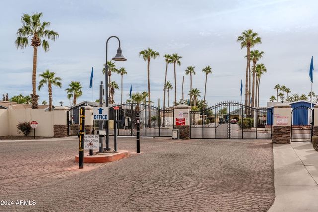 625 W MCKELLIPS Road 213, Mesa, AZ 85201