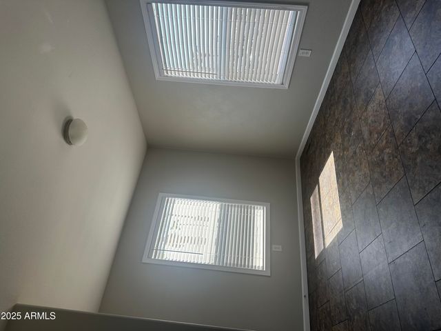 625 W MCKELLIPS Road 213, Mesa, AZ 85201