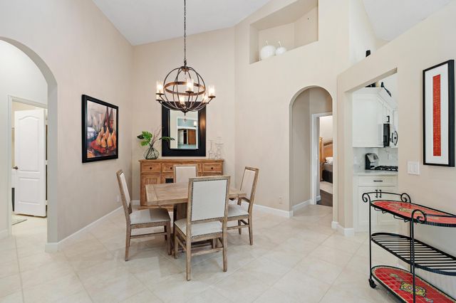 8164 Sandpiper Way, West Palm Beach, FL 33412