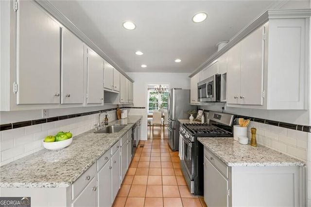 625 Channing Drive NW, Atlanta, GA 30318