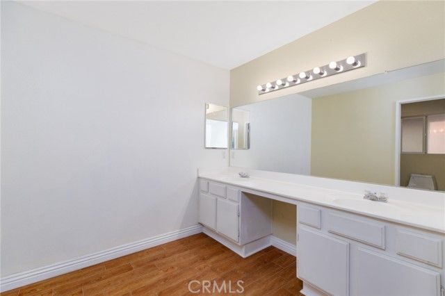 833 Empressa Court, Hemet, CA 92543