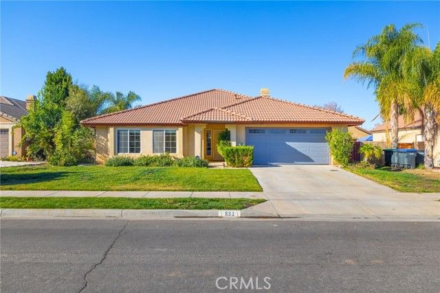 833 Empressa Court, Hemet, CA 92543