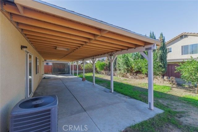833 Empressa Court, Hemet, CA 92543
