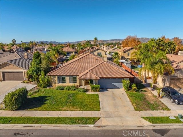 833 Empressa Court, Hemet, CA 92543