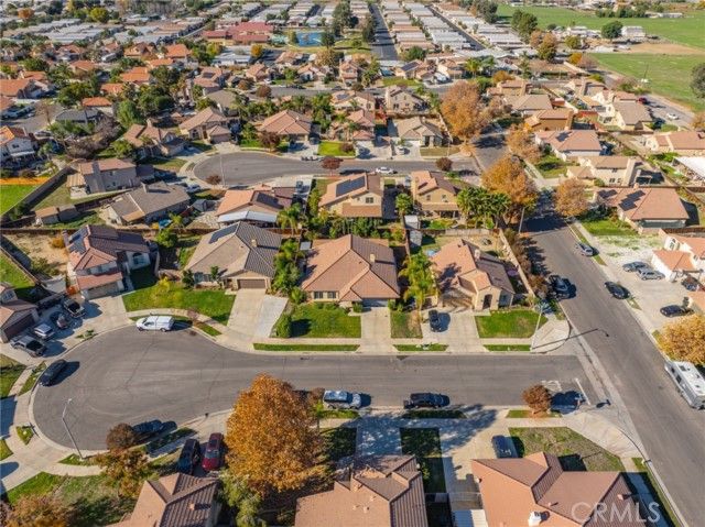 833 Empressa Court, Hemet, CA 92543