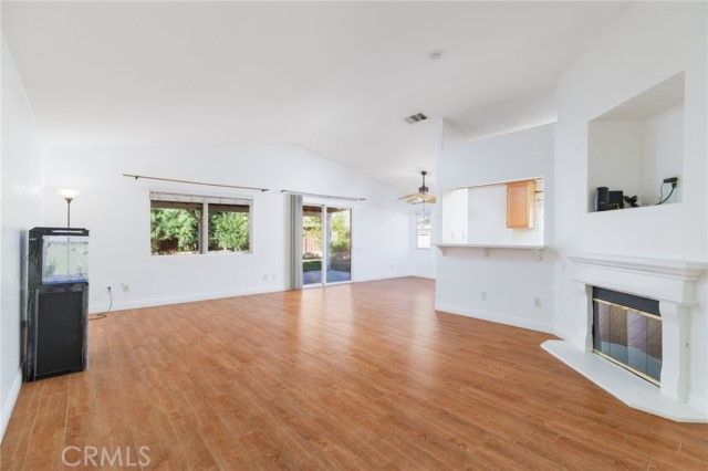 833 Empressa Court, Hemet, CA 92543