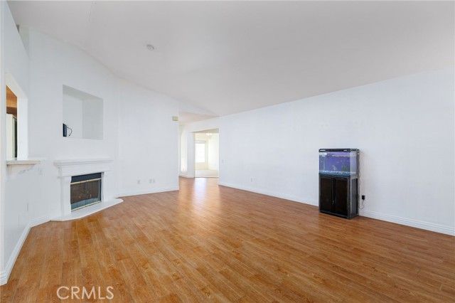 833 Empressa Court, Hemet, CA 92543