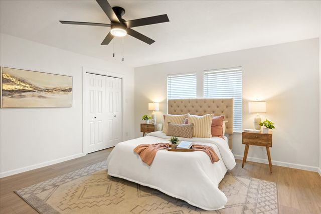 2221 Refugio Avenue, Fort Worth, TX 76164