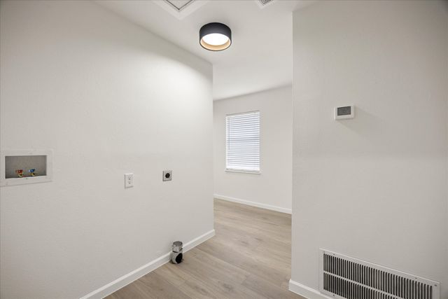 2221 Refugio Avenue, Fort Worth, TX 76164