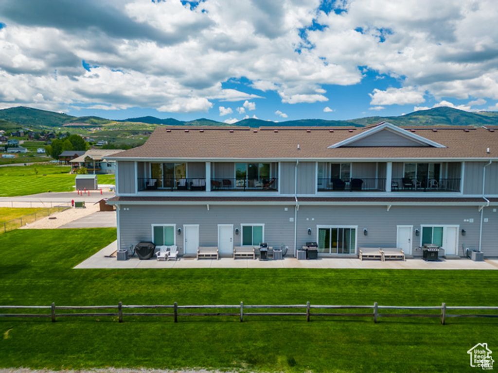 Image 39 of property listing at 55 W BUTTERCUP LN #33, Garden City, UT 84028