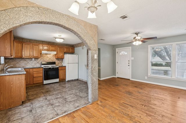 10710 Joaquin Drive, Dallas, TX 75228