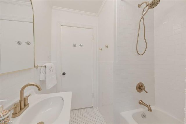 1156 Huntingdon Road, Winston-salem, NC 27104