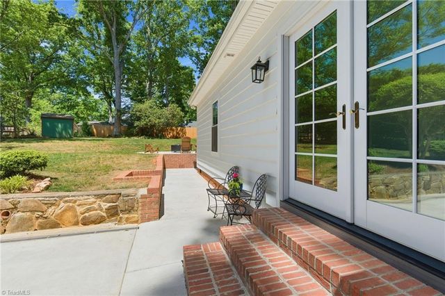 1156 Huntingdon Road, Winston-salem, NC 27104