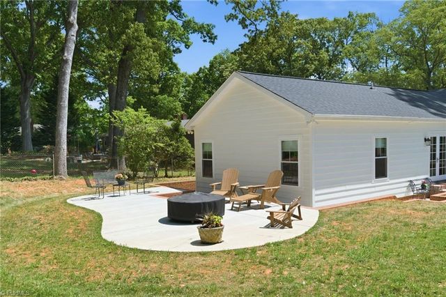 1156 Huntingdon Road, Winston-salem, NC 27104