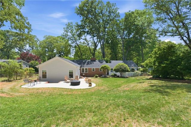 1156 Huntingdon Road, Winston-salem, NC 27104
